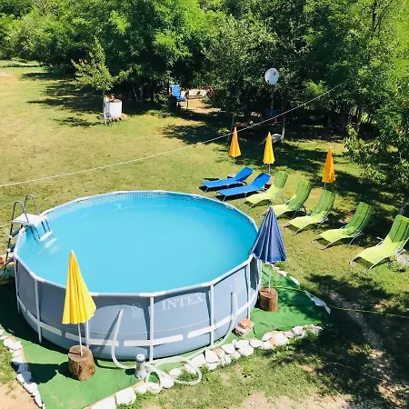 Camping In Clisura Dunarii *